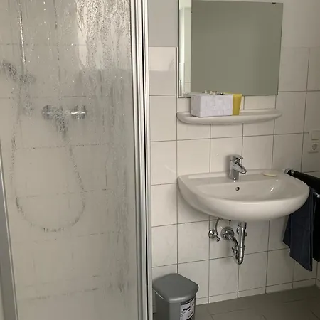 Short Aachen